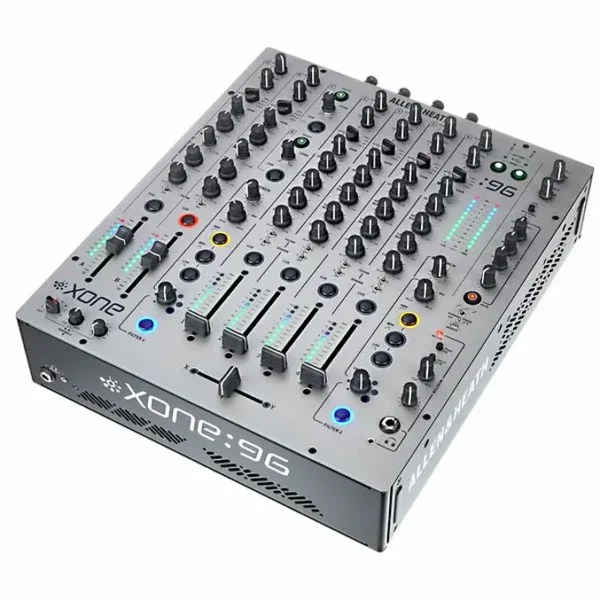 Table de mixage Xone 96
